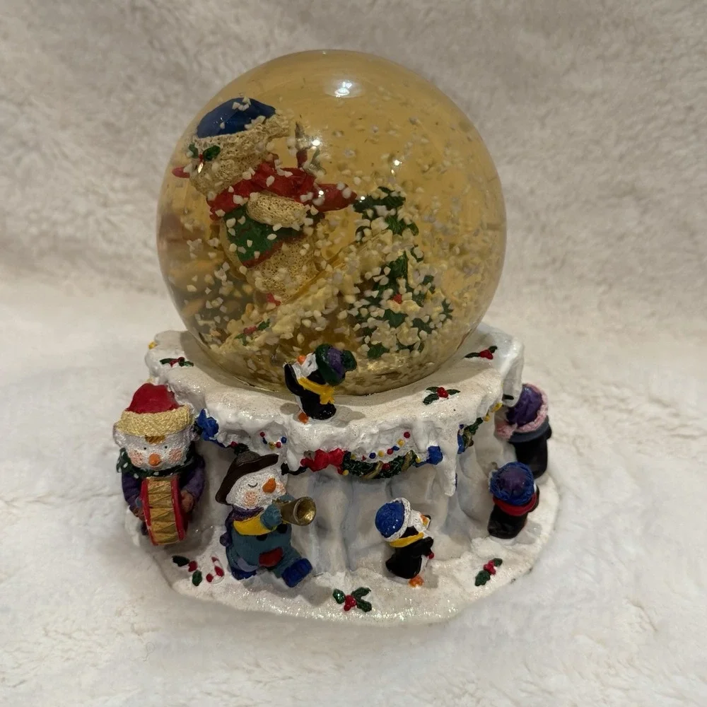 VTG 2001 Kirkland Signature Christmas Stationary Musical Water Globe Snowman